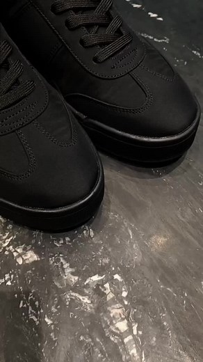 Discover New Replay Sneakers for Stylish Everyday Looks