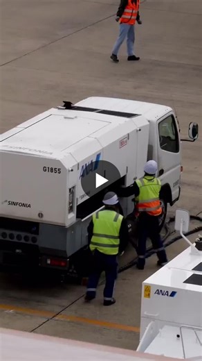 Aircraft Pushback Safety Procedures | Bachar Bacha posted on the topic | LinkedIn