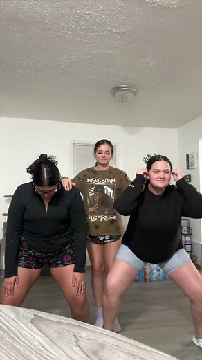 tabitha lyons (@tabithalyons0)’s videos with Macarena - Stavros Martina