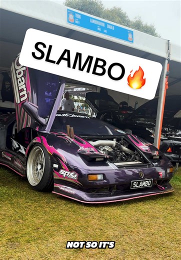 Drifting SLAMBO at Adelaide Motorsport Festival