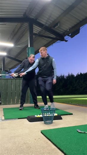 An insight into a beginner golf lesson. #golf #golftok #golfcoach #golfer