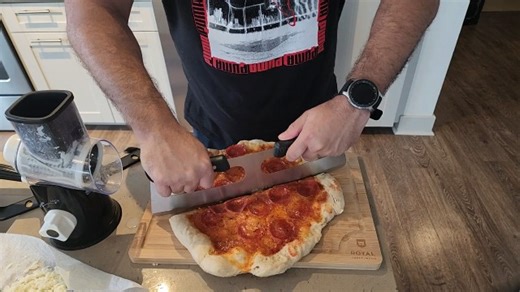 Watch Master the Art of Slicing with the Pizza Cutter Rocker Knife on Amazon Live