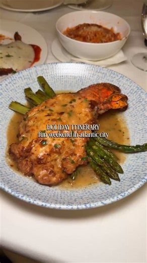 FUN HOLIDAY TRIP IN NJ Visited Ocean Atlantic City this weekend and had such a fun time! We started off by checking into one of their holiday themed rooms and the had dinner at Linguine by the Sea! It’s truly a winter wonderland in this restaurant and is so beautiful — with ocean views. You have to try their lobster francese but honestly everything was great!! Then we headed to a fun NJ bar that was holiday themed called Jingle Bell Bar with live music and fun holiday cocktails! Overall we had s