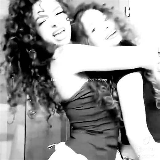 ilysm, desc. || @missy.kalo.ৎ || #mydemitra