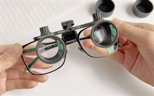 卓越的外科医生都在用的seeclear头灯放大镜