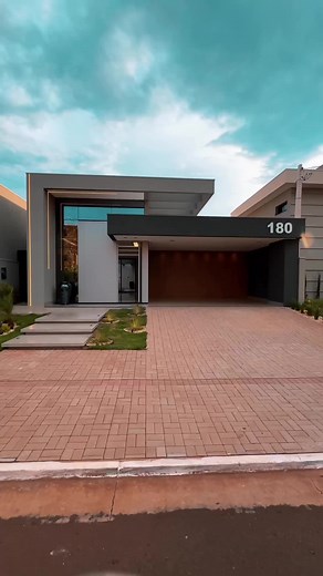 Stunning Modern Single Storey House with 4 Bedrooms in Australia and Mauritius