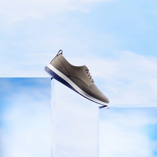 Introducing the Øriginal Grand Energy weave Oxford. Unstoppable momentum-engineered for the rhythm of your day. | Cole Haan Egypt