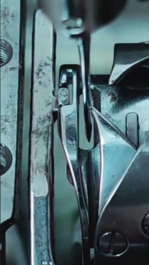 how to sewing machine hook timing adjust#sewingmachinerepair #shrots