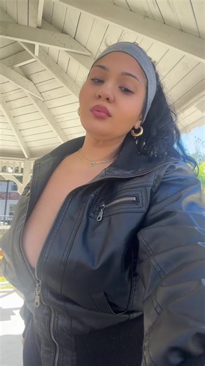 curvesbygen (@curvesbygen)’s videos with Amame - Alexandre Pires