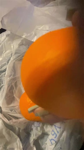 These things are sooo good and easy to peel!😂😂😂 i be trying not to eat them all.🤦🏽‍♀️