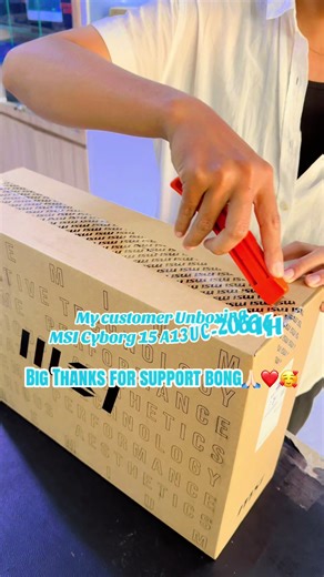 Unboxing MSI Cyborg 15 A13UC-2066KH Laptop