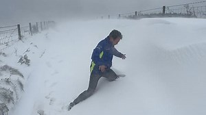 Met Office issues two-day heavy snow warning