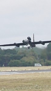Listen to this Female Dragon Howl as she lifts skywards. Is this howl better than the legendary Vulcan? 🐉 🇺🇸 #riat #u2 #DragonLady #lockheed | Turn 'n' Burn