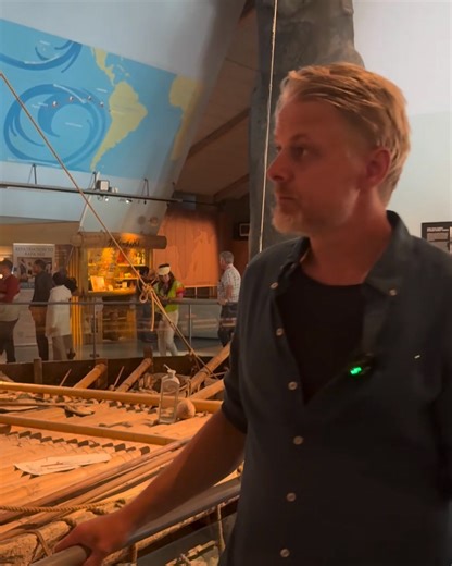 During the Kon-Tiki Expedition in 1947, the crew encountered waves that were reported to reach heights of up to 30–35 feet (9–11 meters) in the open Pacific Ocean. 🌊 Thor Heyerdahl and his team described some of these swells as massive, slow-moving rollers typical of the South Pacific sometimes so large that the raft would disappear from view in the troughs. Despite the size and power of the waves, the balsa wood raft handled them remarkably well, riding over rather than cutting through the wat