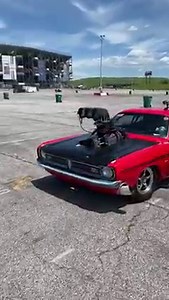 Doc Baker of Doc Baker DMX Demon Motorsports has a sweet 1971 Dodge Demon, which is made even more awesome by a supercharged 500 cubic inch billet Hemi engine. Check out what went into the build in our latest #EngineoftheWeek sponsored by Elring - Das Original, PennGrade 1 High Performance Oil and NPW Companies. #engines #horsepower #performance #hemi #hemipower #billet #supercharged #dodge #dodgedemon #dragracing #noprep #buildersbrawl #enginebuild #enginebuilding #EngineoftheWeek #enginebuilde