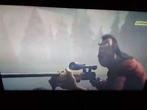 Open Season Amigos Salvajes - Boog vs Shaw [Español Latino]