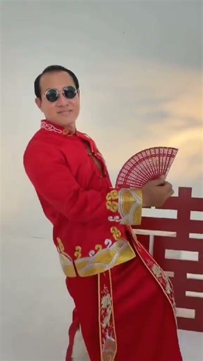 Chúc Mừng Trăm Năm Hạnh Phúc …