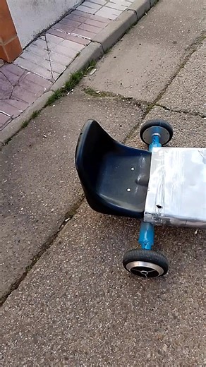 Día 7 haciendo un kart electrico casero. #parati #vicesat #patineteelectrico #electrico #pa