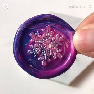 1.5M views · 6.9K reactions | Making of wax seal is so satisfying to watch By pohgress | IG | 9GAG | Facebook