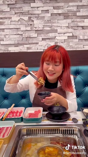 ฟาร์มกำลังทำอาหาร บน TikTok