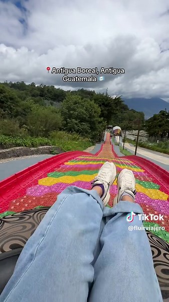 📍Tobogán de Colores, Antigua Boreal 🇬🇹 #antiguaguatemala #guatemala #travel #thingstodo #antiguaboreal