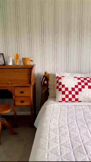 Love vs. Design on Instagram: "Let 2026 be the year you finally take on that wallpaper project. Get inspired by @ourlovinghive and this simple yet impactful bedroom upgrade using our Farmhouse Stripes custom color wallpaper. Instant transformations are waiting - get started at the link in our bio.⁠ ⁠ Pattern: Farmhouse Stripes⁠ Custom colors: Ceramic, Aegean, Ceramic⁠ Material: Smooth⁠ 📹️: @ourlovinghive"