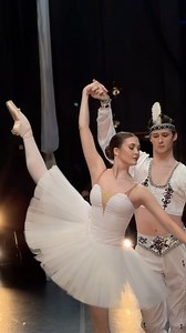 🤍Gorgeous control🤍 • ADC 2024 4th place “Classical Pas De Deux” winners @aubri.parker & @jackson_bayhi! School: @olga.pavlova.ballet | ADC IBC - Youth International Ballet Competition