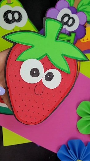 Fresa en foami 🍓🍓 Fruta para manualidad de la primavera ❤️🧡💚💜💙🩷 (Fruta #2) #fresas #manualidadesfaciles #primavera #Marzo #Frutas #creative️ #diy #manualidades | BlancaSalgado