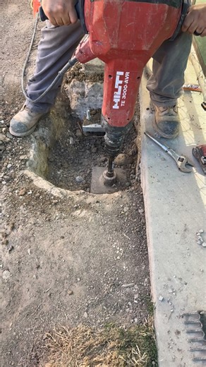 The push piers have all been installed, pressurized and backfilled. This house is now stabilized! Stay tuned for more to come on this project. #foundation #housestabilization #pushpiersystem #pushpiers #backfilling #compactingsoil #generalcontractor #followus #trendingreels #contactus #staytuned #phillipsranchca #pomonaca | ERS Construction Inc.
