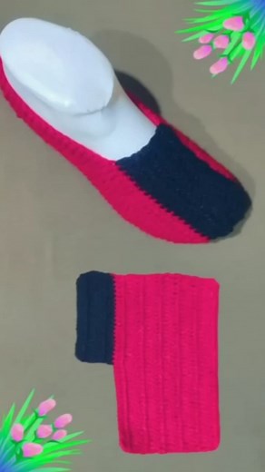 8K views · 75 reactions | Crochet beautiful socks | full video https://youtu.be/oe0DRHmk1Ug?si=MGHw2FqKsc7TGjTL #girlswintersocks #wintersocks #wintersock #socksdesign #reals #crochetslippers Guddi Art School | Guddi Art School | Facebook