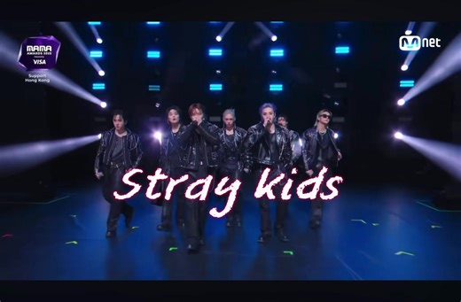 @Stray Kids @ATEEZ_Official