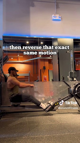 Switch out your running for some rowing! How to correctly use the rowing machine the next time you want different cardio. #gymtips #dailygains #fittiktok #cardio #cardioworkout #rowingmachine #fitness #rowing