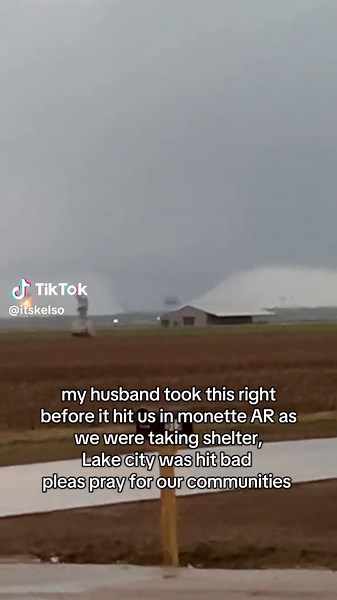 EF4 Tornado Devastates Small Towns in Arkansas