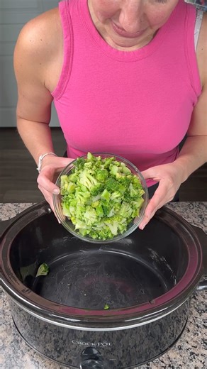 Crockpot broccoli cheese soup! #yum #easyrecipe #chef | Kristin's Friends