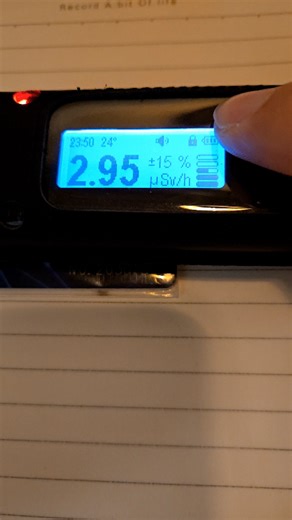 使用Radiacode检测卡辐射值的测定