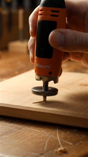 Mini Handheld Router in Action#MiniatureTools #HandheldRouter #MisumiTools #WoodCarving