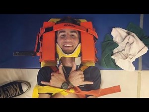 Simulasi Evakuasi Korban dengan LSB ( Long Spine Board) Immobilization