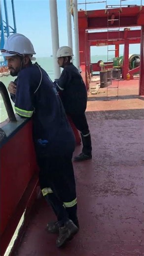 Jetty approach operations 🔥#trending #viral #ship #merchantnavy #sailor #shiplife #reels #shorts