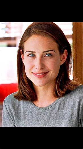 FUCKINGBESTFILMS on Instagram: "This scene 🫶 Directed by Martin Brest, "Meet Joe Black" (1998) is a sophisticated American romantic drama inspired by the classic story "D-th Takes a Holiday." The narrative follows Bill Parrish, a powerful billionaire tycoon whose life changes forever when he is visited by an enigmatic and soft-spoken young stranger. This mysterious guest seeks to understand the complexities of human existence and makes a unique arrangement with Bill to explore the world 