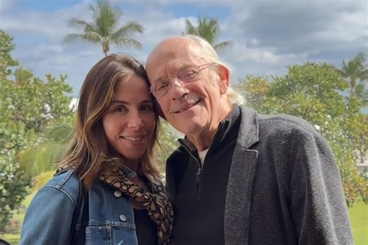 Cumple 86 años. La nueva vida de Christopher Lloyd, el científico de Volver al futuro: cuatro divorcios y una “esposa definitiva”