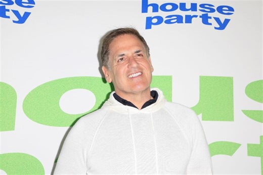 Mark Cuban Rips Democrats For Making It All 'About Donald Trump' And Neglecting Small-Town Voters' Struggles: 'There Is A Dearth Of Leadership'