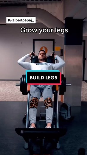 #stitch with @albertpepaj Grow your legs with intensity #buildmuscle #trainhard #legday #hacksquat