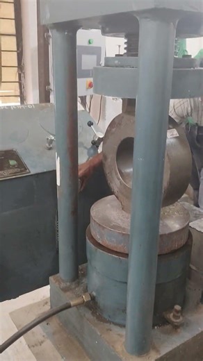 CALIBRATION OF Compression Testing Machine (CTM) , TOLERANCE (±)2% ,FREQUENCY@ 6 month #railtesting