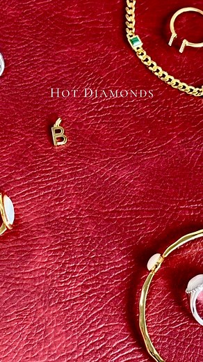 From every day essentials to statement styles, shop 30% off selected products this Black Friday. | Hot Diamonds