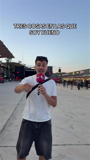 El mejor en este juego 🤷🏻‍♂️. #musica #recitales #rocknacional #argentina #cosquinrock