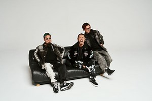 WANIMA、アルバム『1Time』リリース記念し明日1/25 21時よりアコースティック配信ライヴ決定！原点"パチンコ大和"からお届け！| 激ロックニュース