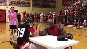 Teenager Vs Bodybuilder arm wrestling. Guess who will win! Now guess again | Fitness & Bodybuilding Enthusiasts