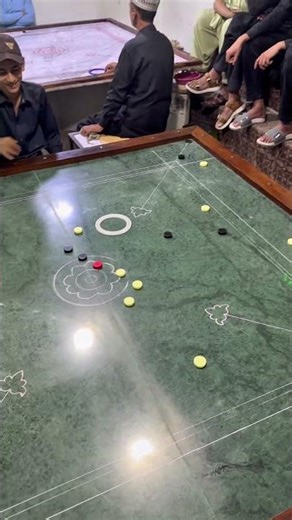 This Shot Broke My Brain 😳🎯#Carrom#Shorts#Viral#Trending#Foryou