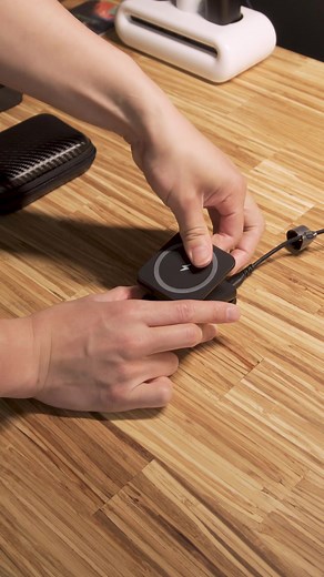Say goodbye to tangled cables and hello to ultimate convenience! 🌟 Our X40 3-in-1 wireless charger&stand is a game-changer for travelers and business professionals. 💼✈️ Charge your iPhone, AirPods, and Apple Watch simultaneously with ease. Compact and portable, it's a must-have accessory for staying powered up on the go. Don't let charging slow you down during your travels or busy workdays. Level up your charging game and get your X40 today! 💯 #X40WirelessCharger #TravelEssentials #BusinessGa