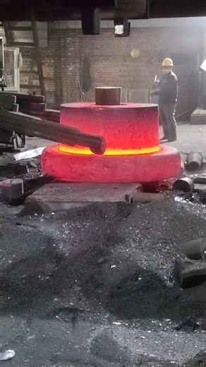 💪 ​​Pressure-Proof Like Steel​​: Life giving you pressure? Learn from steel plates: "Pressure? I just bear it!" 🛠️ Precision forging refines internal structure for enhanced performance. 💪 High strength resists wear and corrosion in demanding conditions. 🌐 Adapts to various sectors like machinery and construction seamlessly. 🔧 Customizable solutions ensure consistent quality and reliability. 🌱 Eco-friendly processes support sustainable manufacturing practices. 📞Contact us immediately Whats